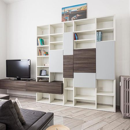 Spacious Retreat Steps From Lambrate Metro- Via Pacini Mailand Exterior foto
